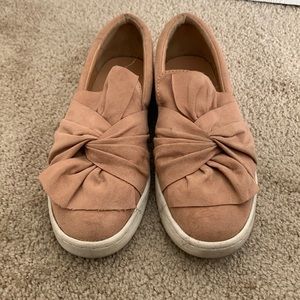 A new day pink bow slip ons